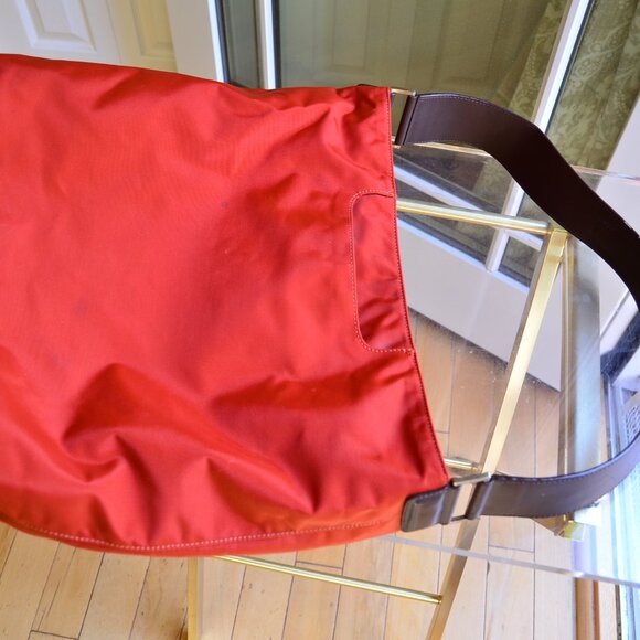 TUMI Large Travel Nylon Bag with Attached Pouch - Picture 2 of 15